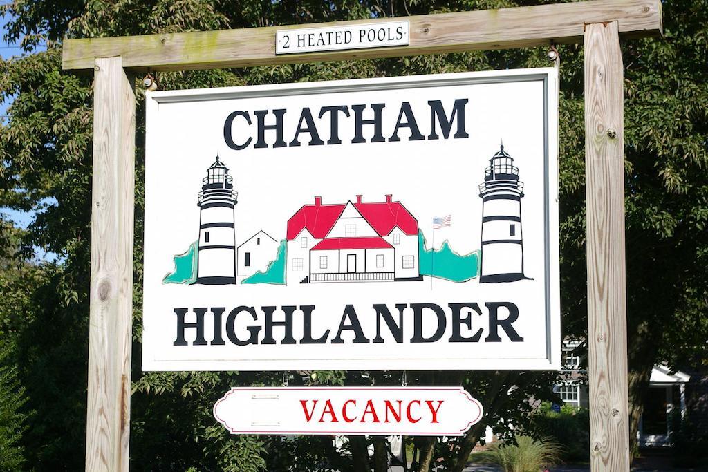 Chatham Highlander Village Inn Exterior foto